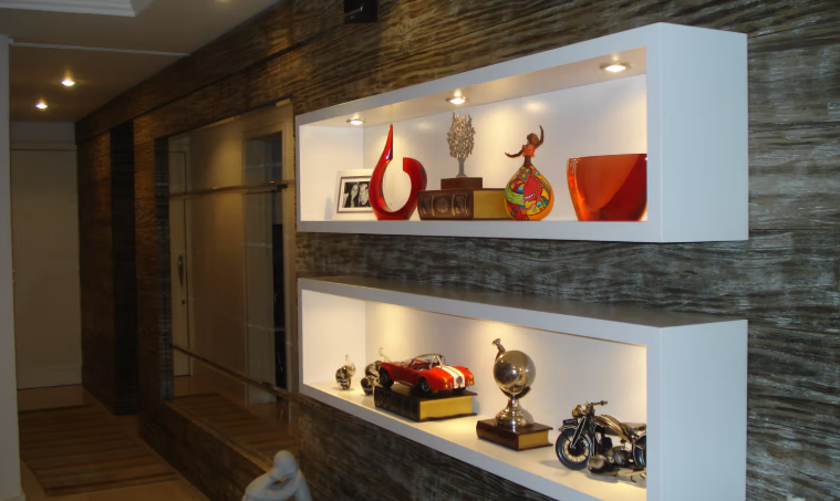 Nicho para parede decorativo em sala moderna